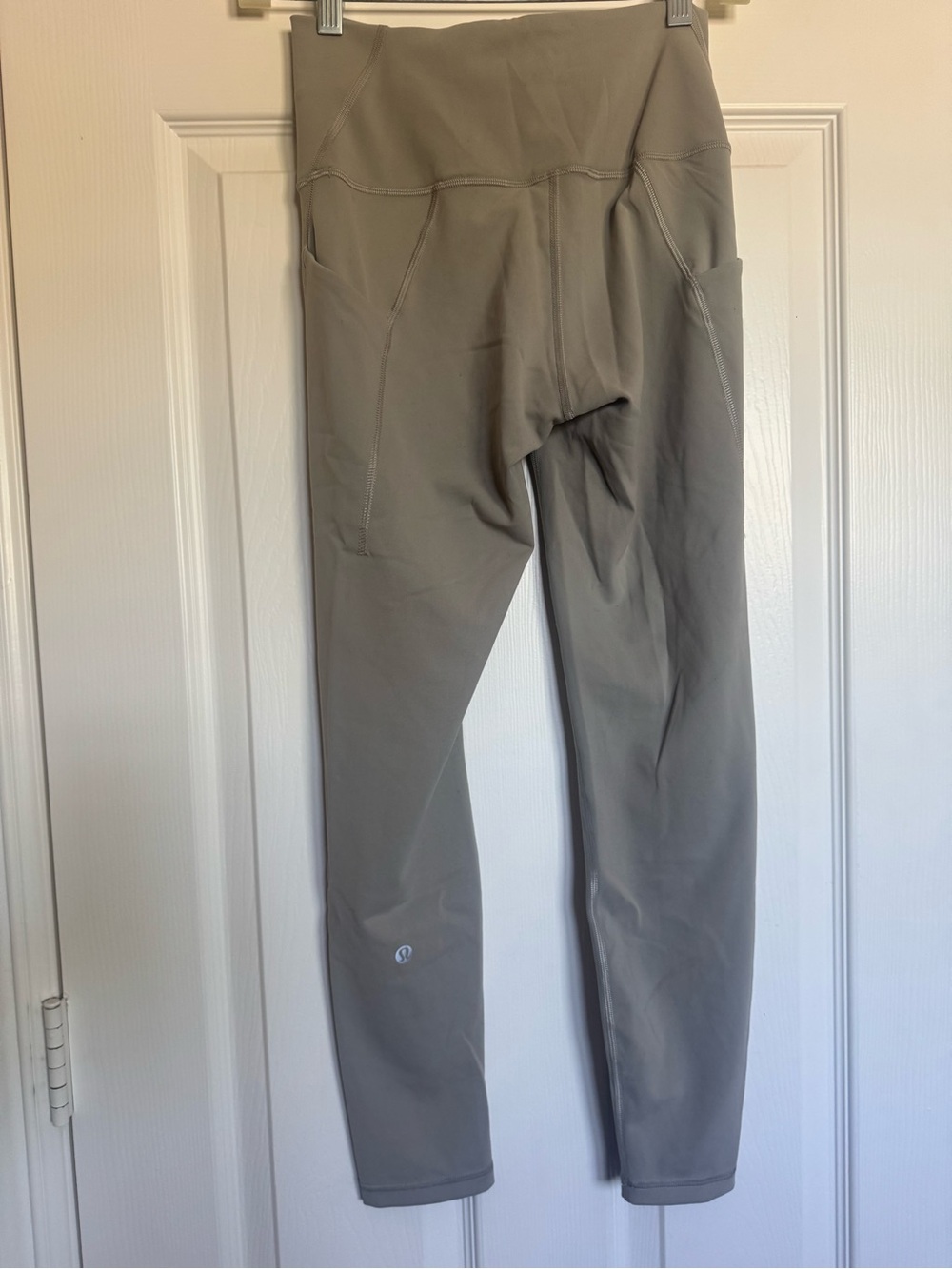 Lululemon High-Waist Seam Detail Leggings - Light Taupe/Grey - Picture 4 of 5